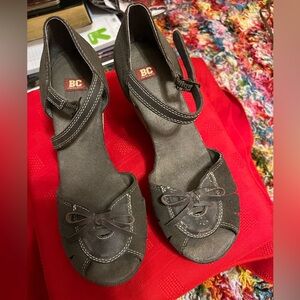 BC Women's Grey Wedges